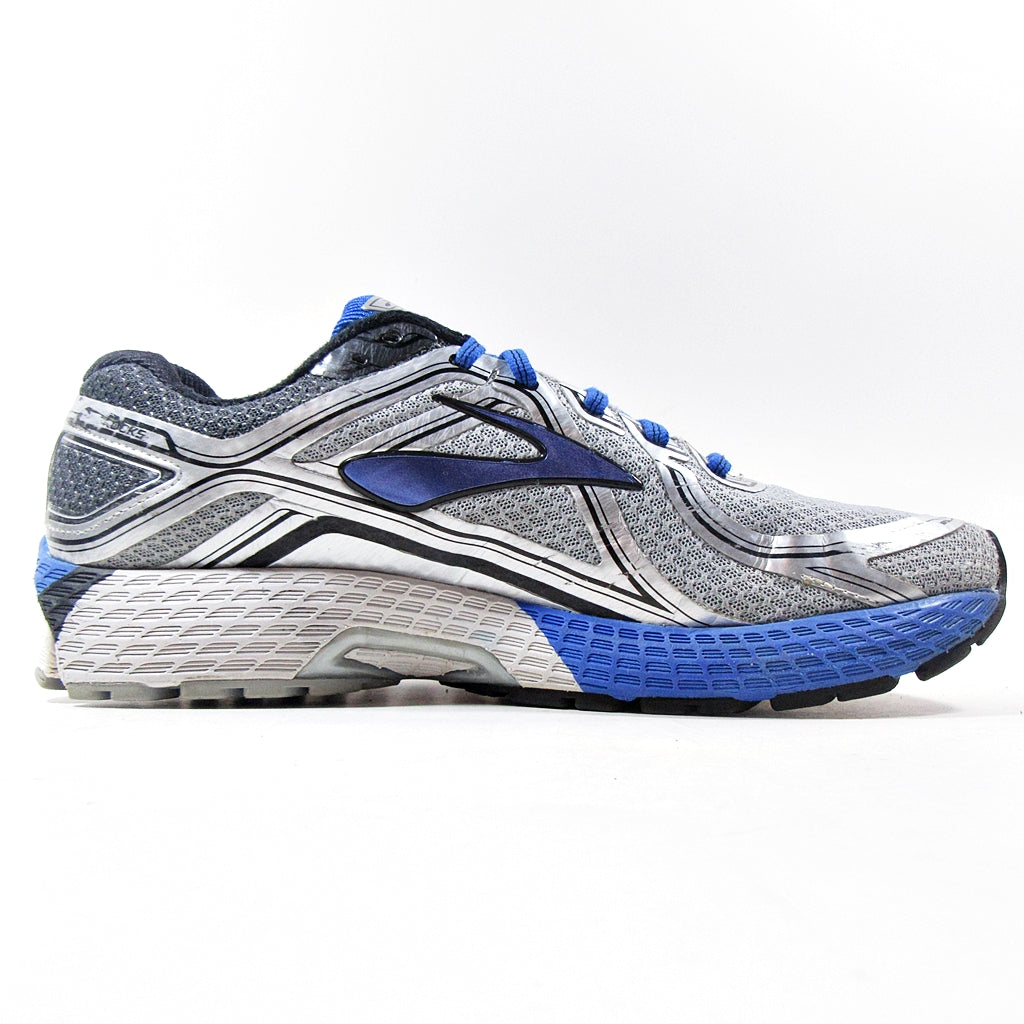 BROOKS Gts 16 - Khazanay