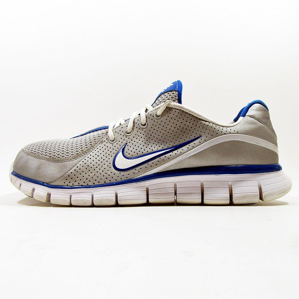 NIKE Free Walk - Khazanay