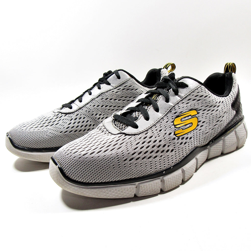 SKECHERS Flexed Fit - Khazanay