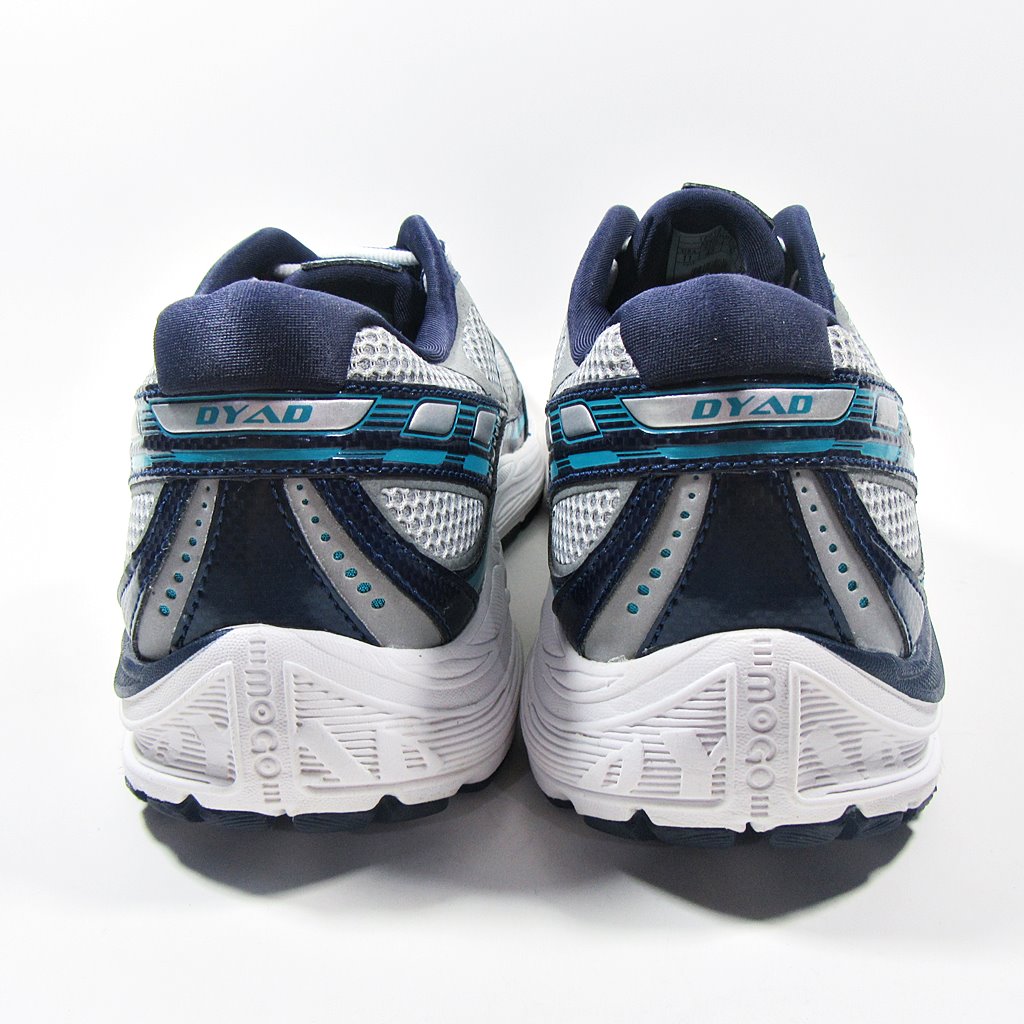 ASICS Dyad - Khazanay