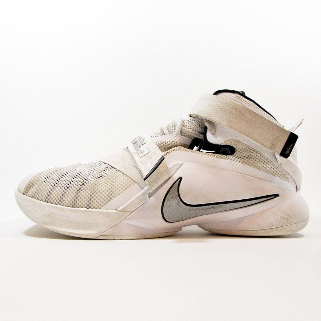 NIKE Lebron James - Khazanay