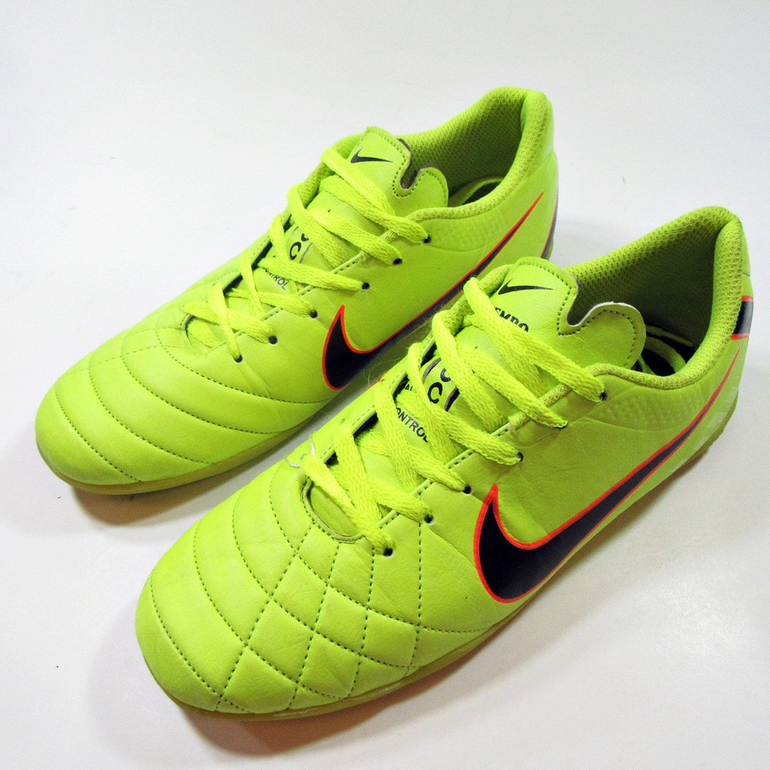 NIKE - Tiempo - Khazanay